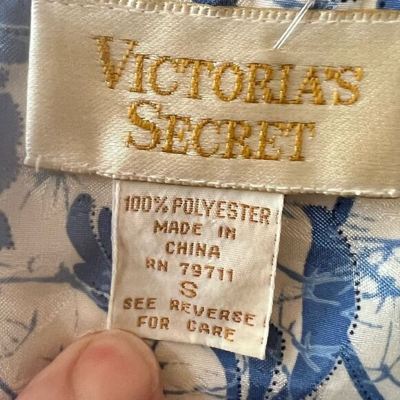 Victoria’s Secret Gold Label Pajama Top Sz S-M Blue White Floral Print Vintage - Picture 9 of 9